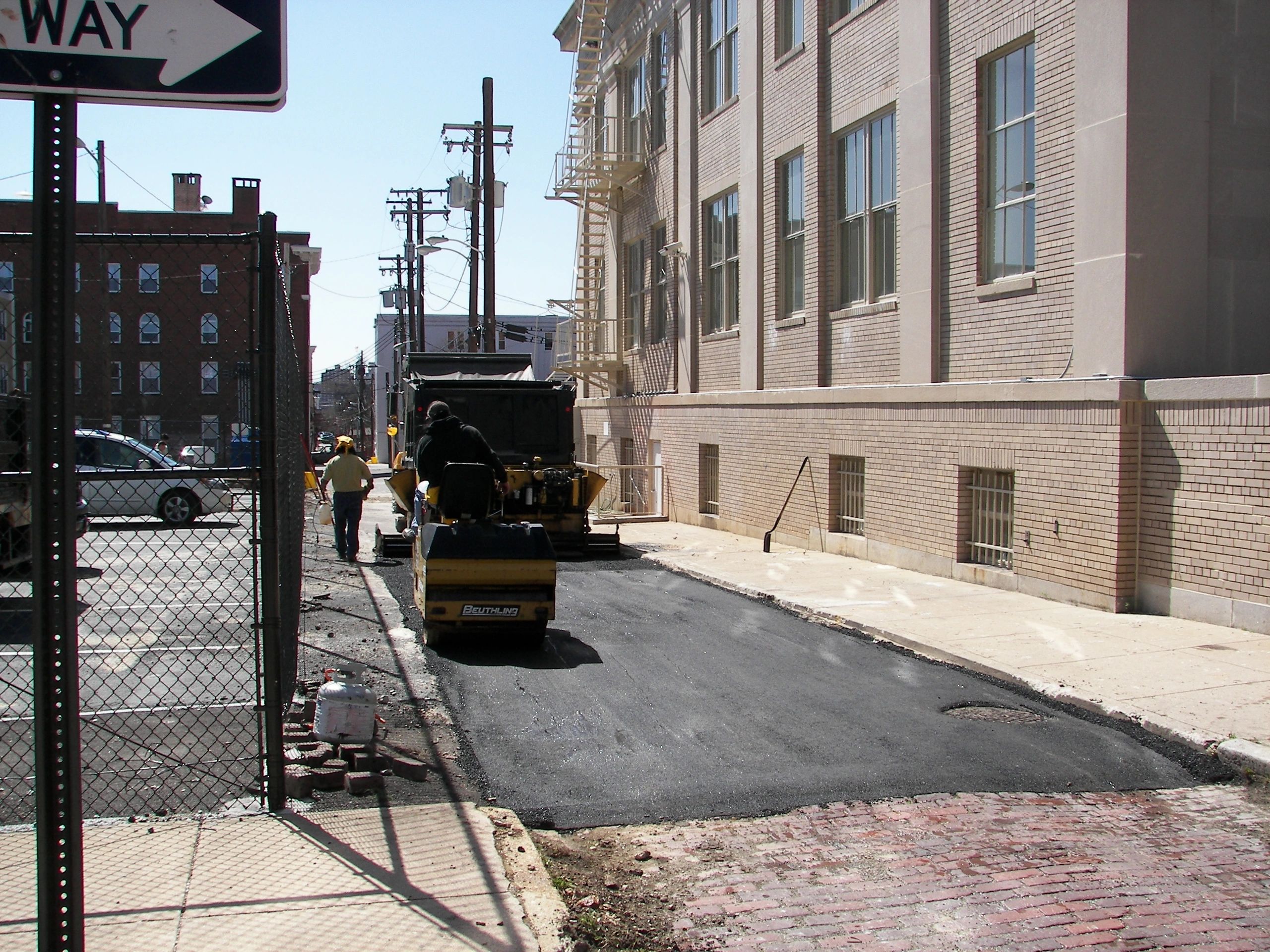 Driveway sealcoating and paving Maryland